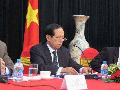 Politik konsekuen Vietnam ialah menghargai perkembangan hubungan persahabatan dan memperkuat kerjasama komprehensif dengan Tiongkok - ảnh 1