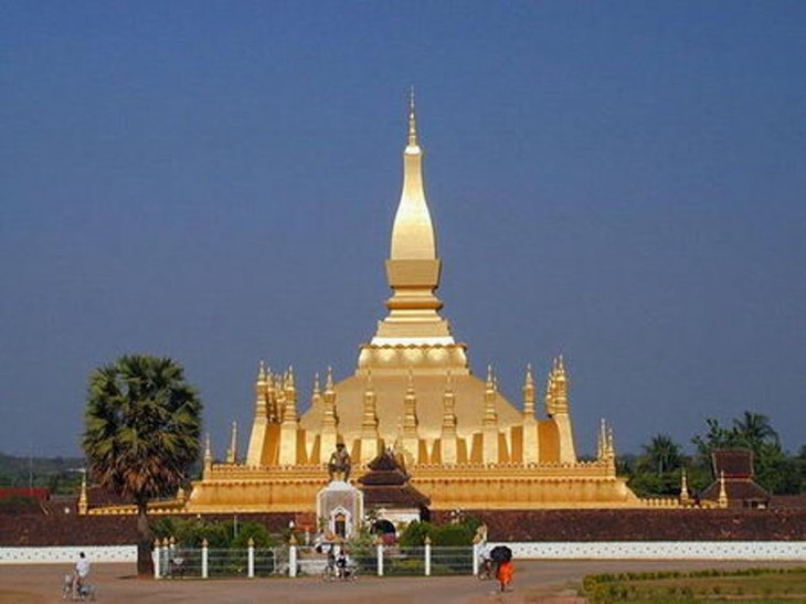Laos: Tempat wisata yang atraktif bagi para wisatawan Vietnam - ảnh 1
