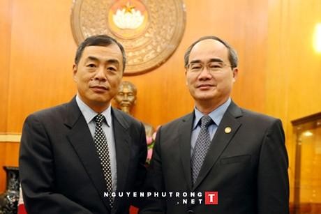 Mendorong hubungan kerjasama  di semua bidang antara Vietnam dengan Tiongkok dan Cile. - ảnh 1
