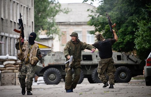Rusia, Jerman dan Perancis terus  berbahas tentang krisis di Ukraina. - ảnh 1