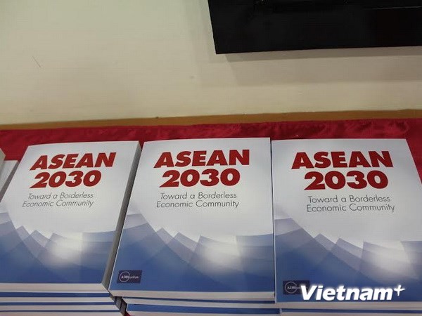ASEAN mengarah ke pembangunan komunitas ekonomi tanpa perbatasan. - ảnh 1