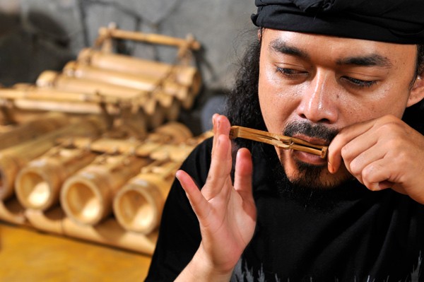 Karinding - instrumen musik  yang mempertahankan identitas budaya Indonesia - ảnh 2