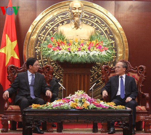 Ketua MN Vietnam, Nguyen Sinh Hung menerima  Dubes Republik Rakyat Tiongkok, Hong Xiao-yong - ảnh 1