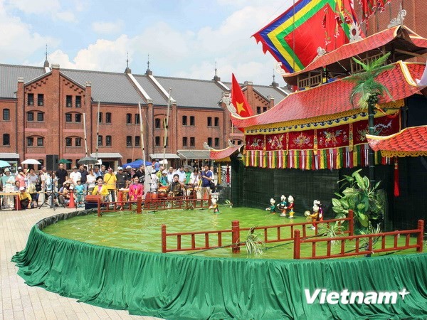 Wayang golek air Vietnam memuaskan para penonton Jepang - ảnh 1