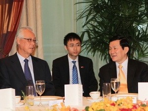 Presiden Vietnam Truong Tan Sang menerima  mantan PM Singapura, Goh Chok Tong - ảnh 1