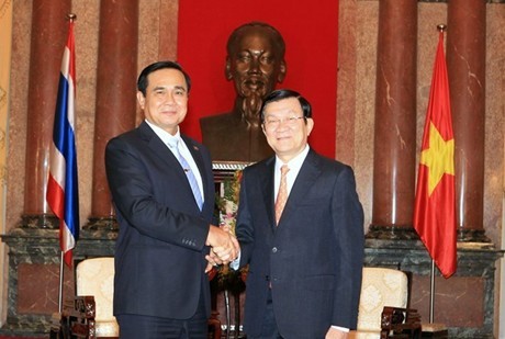 Presiden Vietnam, Truong Tan Sang menerima  PM Kerjaan Thailand. - ảnh 1