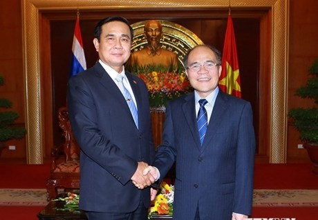 Presiden Vietnam, Truong Tan Sang menerima  PM Kerjaan Thailand. - ảnh 2
