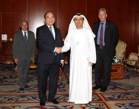 Badan-badan usaha Vietnam dan UAE memainkan peranan penting dalam hubungan dua negara - ảnh 1