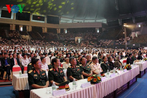 Kota Da Nang  mengadakan rapat umum untuk memperingati ultah ke-40 pembebasan  kota. - ảnh 1