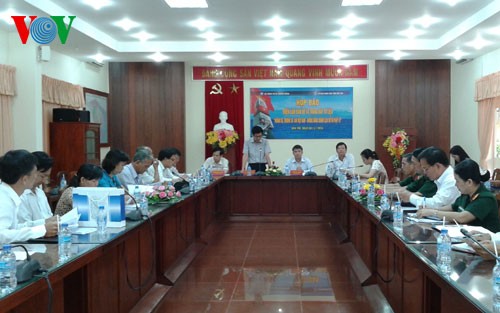 Provinsi Ben Tre mengadakan pameran peta tentang dua kepulauan Hoang Sa  (Paracels) dan Truong Sa (Spratly) - ảnh 1