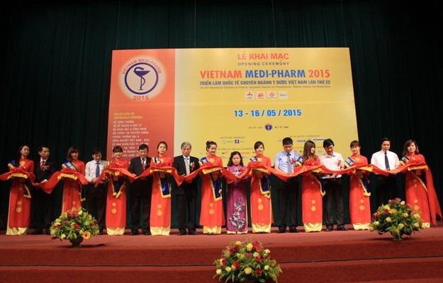 Pembukaan Pameran internasional  khusus tentang  kedokteran dan farmasi Vietnam kali ke-22 - ảnh 1