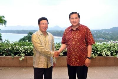 Deputi PM, Menlu Vietnam, Pham Binh Minh melakukan kunjungan di Thailand - ảnh 1