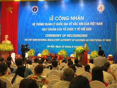 Sistim pengelolaan nasional tetang vaksin Vietnam diakui  mencapai patokan WHO. - ảnh 1