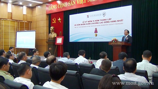 Deputi PM Vietnam Hoang Trung Hai:  Perlu memperbarui aktivitas  promosi dagang. - ảnh 1
