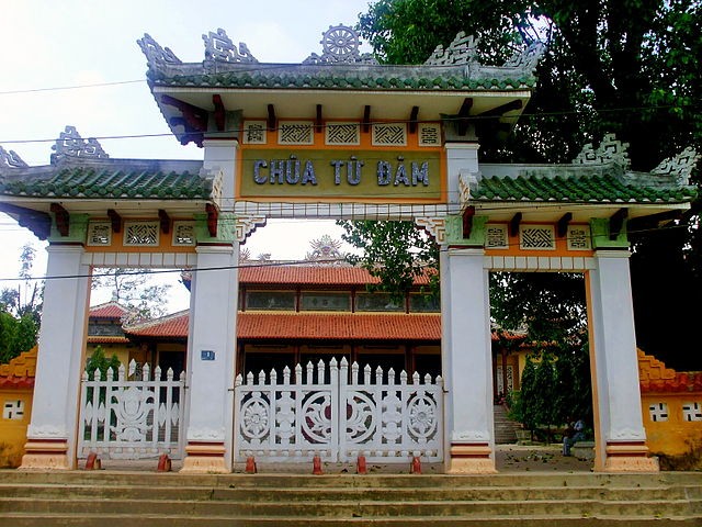 Paogda-pagoda Hue – arsitektur yang khas di Vietnam - ảnh 2