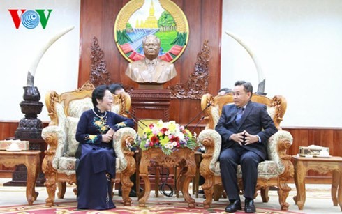 Hubungan persahabatan tradisional Vietnam-Laos merupakan aset yang tak ternilaikan harganya dari dua bangsa - ảnh 1