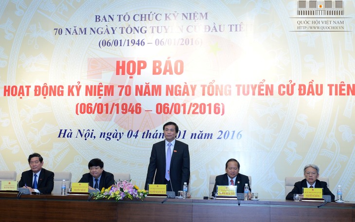 Jumpa pers memperkenalkan aktivitas-aktivitas memperingati ultah ke-70 hari pemilu pertama MN Vietnam - ảnh 1