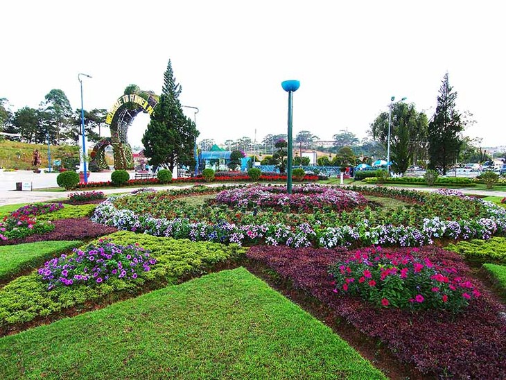Taman Bunga Kota: Tempat berhimpun hampir semua jenis bunga di kota Da Lat - ảnh 3