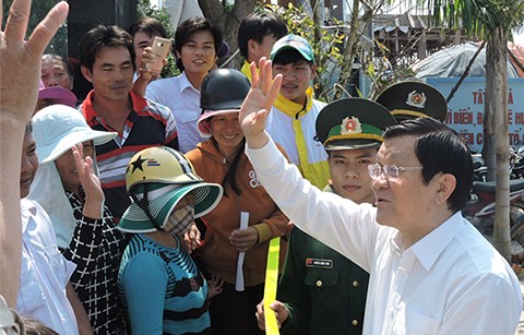 Presiden Vietnam, Truong Tan Sang melakukan kunjungan kerja di provinsi Quang Ngai  - ảnh 1