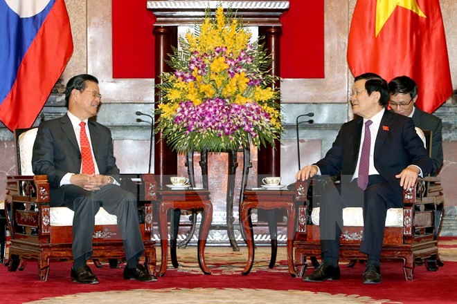 Presiden Vietnam, Truong Tan Sang menerima Deputi PM Laos, Somsavat Lengsavad - ảnh 1