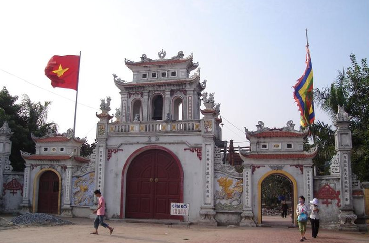 Kuil Tranh dan cerita tentang Dewa  Air di Sungai Tranh - ảnh 1
