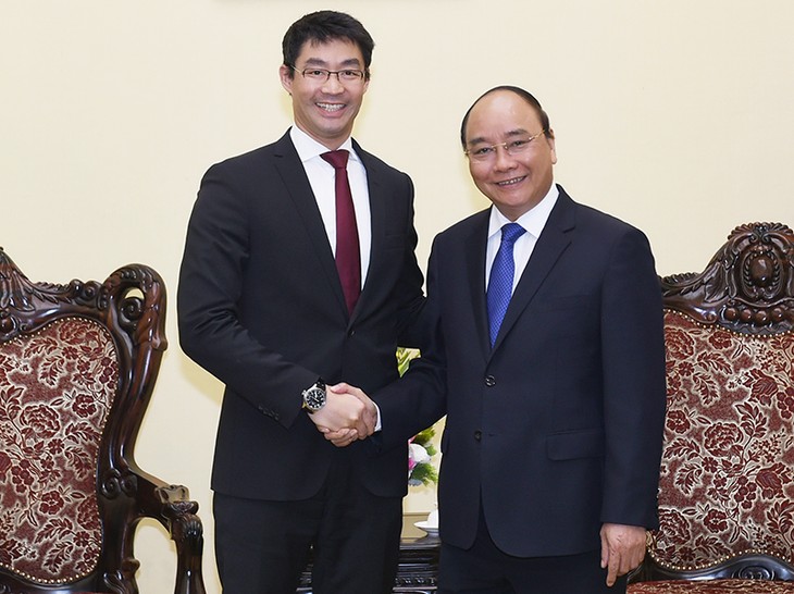 PM Vietnam, Nguyen Xuan Phuc menerima Direktor Eksekutif WEF, Philipp Rosler - ảnh 1
