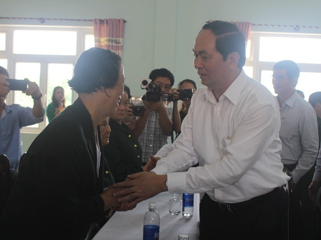 Presiden Tran Dai Quang melakukan kunjungan kerja di provinsi Quang Nam - ảnh 1