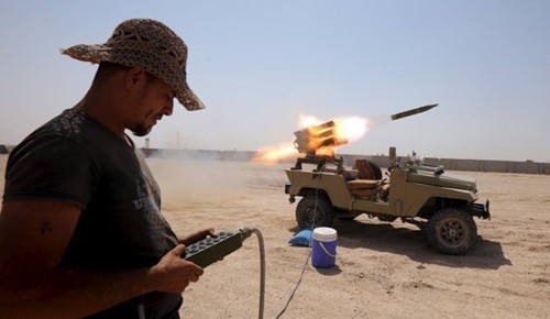 Irak dan Libia mereut kembali kontrol terhadap posisi-posisi strategis dari tangan IS - ảnh 1