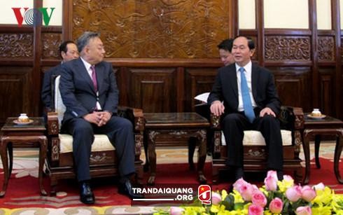 Vietnam akan menciptakan lingkungan investasi dan bisnis yang stabil dan liberal bagi para investor  - ảnh 1