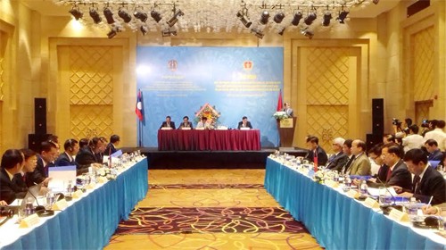 Vietnam dan Laos  bekerjasama untuk mencegah dan memberantas  kriminalitas - ảnh 1