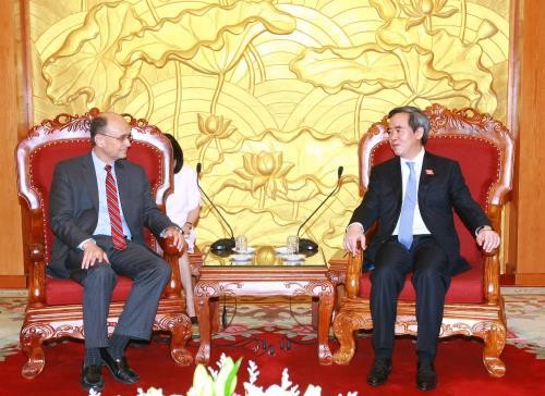 AS menganggap Vietnam sebagai mitra penting di kawasan ASEAN - ảnh 1
