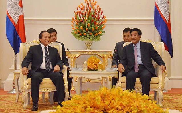 Memperkuat pertukaran informasi dan kerjasama  komunikasi Vietnam-Kamboja - ảnh 1