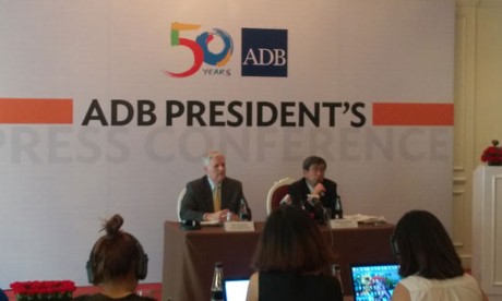 ADB memberikan paket kredit sebanyak 1 miliar dolar  AS per tahun kepada Vietnam untuk mengembangkan sosial-ekonomi - ảnh 1