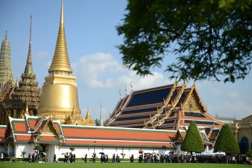 Thailand membuka pintu Istana Kerajaan  bagi rakyat untuk datang berziarah kepada Raja - ảnh 1