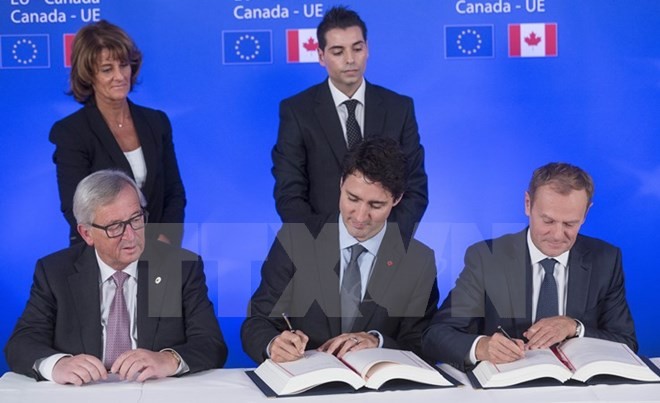 Uni Eropa-Kanada membuka satu bab baru dalam kerjasama perdagangan - ảnh 1