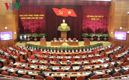 MN Vietnam mencari solusi untuk mendorong cepat restrukturisasi perekonomian - ảnh 1