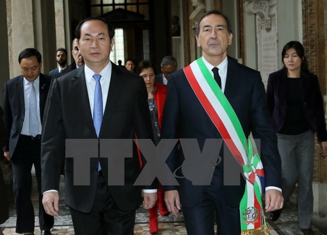 Presiden Vietnam, Tran Dai Quang bertemu dengan Walikota Kota Milan dan Ketua Kawasan Lombardia - ảnh 1