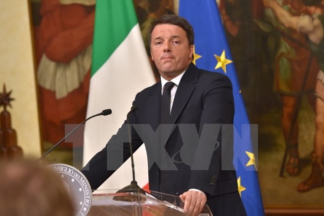 Mantan PM Italia, Matteo Renzi mengakui kesalahan - ảnh 1