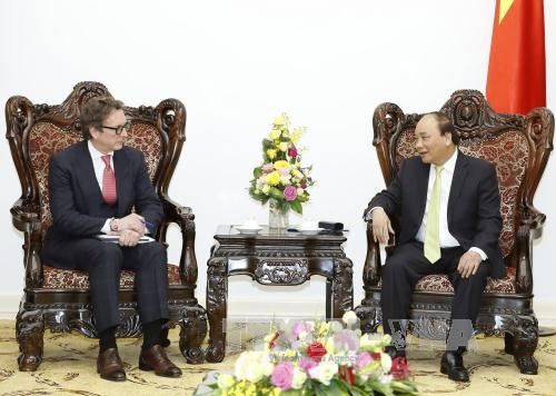 PM Vietnam, Nguyen Xuan Phuc menerima Presiden Dana Investasi Harbinger Capital Partners, AS, Philip Falcone - ảnh 1