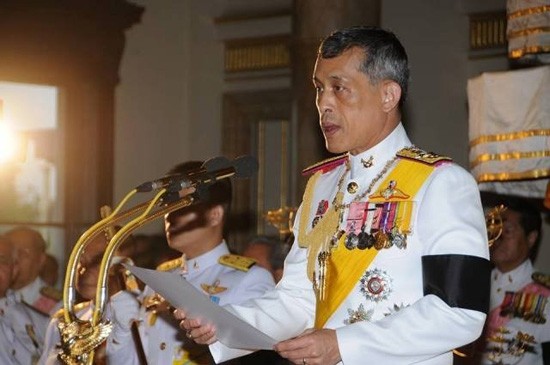 Raja  Thailand meminta supaya mengamandir rancangan UUD - ảnh 1