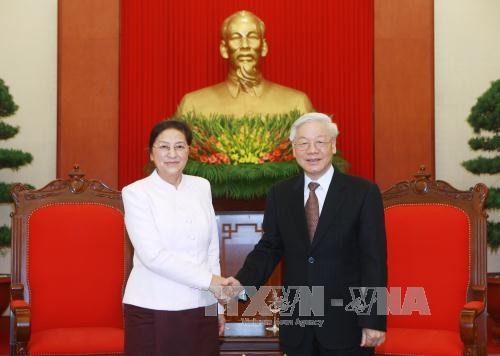 Sekjen  KS PKV Nguyen Phu Trong  menerima Ketua Parlemen  Laos, Pany Yathotou - ảnh 1