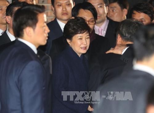 Presiden Rerpublik Korea yang dipecat Park Geun-hye menyampaikan permintaan maaf kepada rakyat - ảnh 1