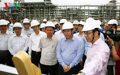 Menjamin keselamatan lingkunan ketika mengoperasikan pabrik petrokimia Nghi Son - ảnh 1