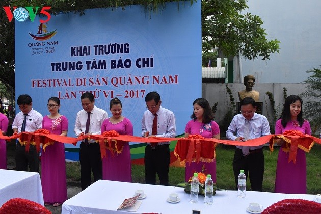 Banyak aktivitas  diselenggarakan menjelang Festival Pusaka Quang Nam - ảnh 1