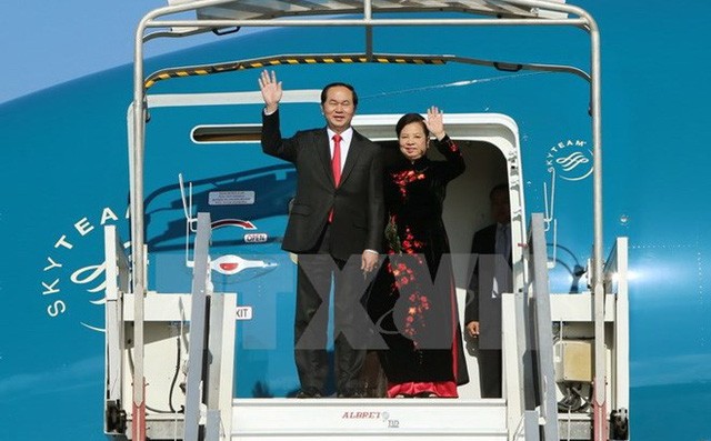 Presiden Vietnam, Tran Dai Quang beserta delegasi tingkat tinggi Vietnam memulai kunjungan resmi di Federasi Rusia - ảnh 1