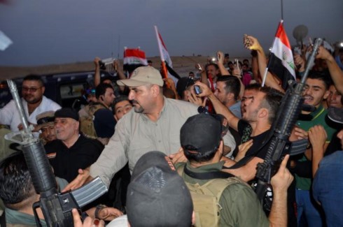 PM Irak, Haider al-Abadi dengan resmi menyatakan kemenangan atas IS di kota Mosul - ảnh 1
