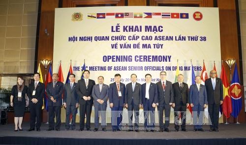 Pembukaan Konferensi Pejabat Senior ASEAN ke-38 tentang pencegahan dan pemberantasan kriminalitas - ảnh 1