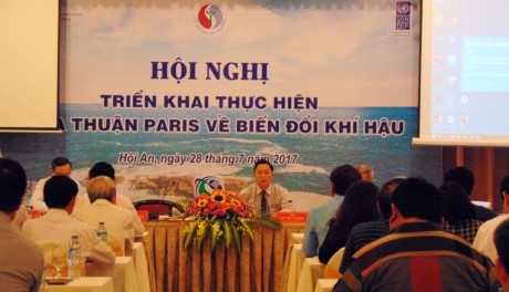 Menggelarkan pelaksanaan Permufakatan Paris tentang Perubahan Iklim di provinsi- provinsi  Vietnam Tengah-Daerah Tay Nguyen - ảnh 1