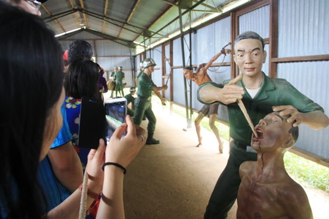Rumah penjara Phu Quoc - Simbol dari  semangat  gigih dari para pejuang revolusioner - ảnh 5