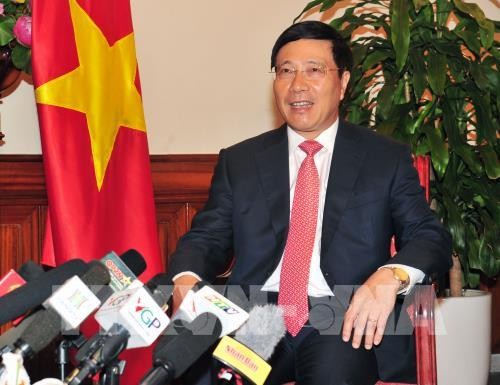 Vietnam terus memberikan sumbangan aktif dalam ASEAN - ảnh 1